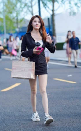 长腿美眉 [14P]
