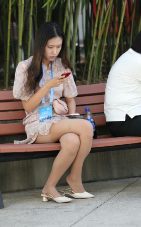 展会工作人员小姐姐超有质感的丝~ [15P]