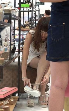 丝袜美女试鞋 [1.33 GB/MP4]