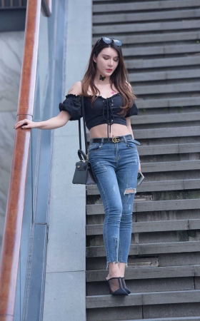 好漂亮的小姐姐 [28P]