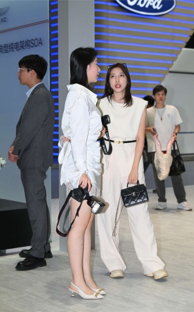 温婉白色系