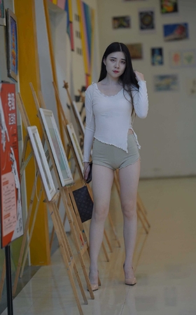 [凯恩专区] 娇艳中透着一丝慵懒 【图片➕视频】 [10P]