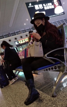黑色系黑口罩漂亮美女姐姐