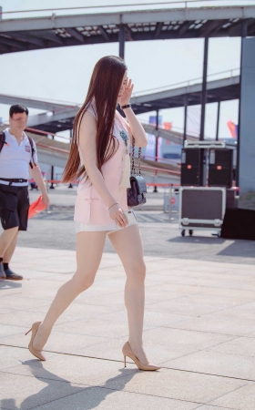 韵味的高跟美腿 [14P]