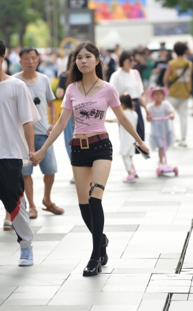 2387-11=78√筷子美腿，小腿袜女生