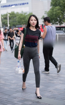干练紧身灰裤美少妇 [12P]