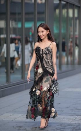 迷人小仙女出没 眼睛水汪汪 [19P]