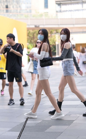青春靓丽短裤短裙