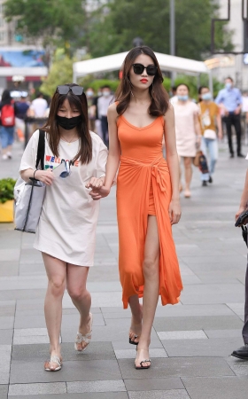 苗条高挑de小姐姐 [15P]