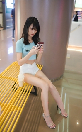 （套图）小青白色热裤 (308P)