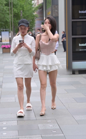 大长腿美女 [20P]