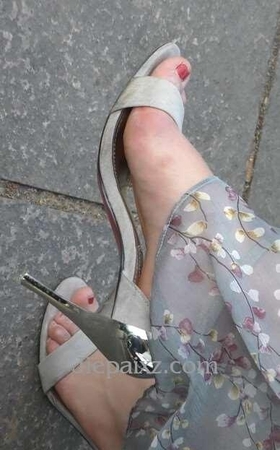 4k超清，极品干净美足凉高跟文艺小清新美女