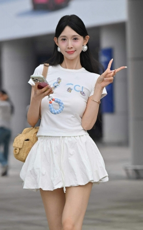 26615-13-128√百万网红-乐乐宝-拖鞋脚板底便装穿搭 13P