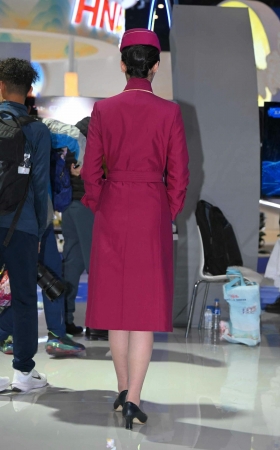 SH25-174-108√南航空姐-红色长袍～ 9P