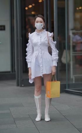 白裙 [18P]