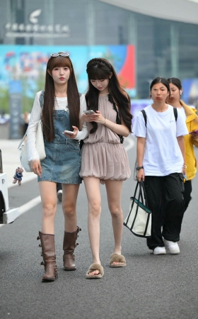 美女姐妹 [15P]