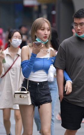 黑色热裤YY 女友 [15P]
