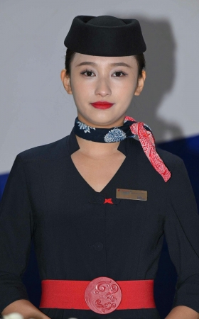 SH25-221-80√一波东航空姐-自己挑一个吧哈哈哈 14P
