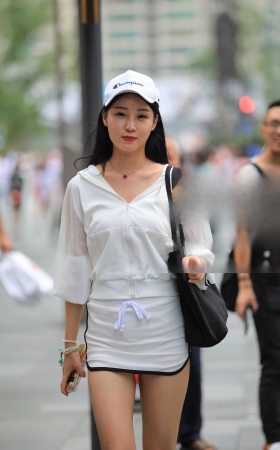 清新美女曼妙身材 [21P]
