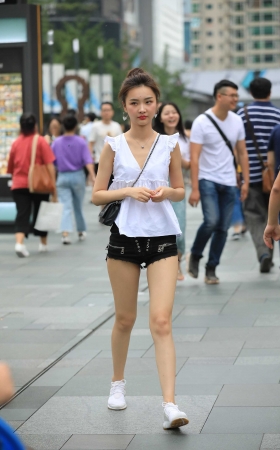青春小妹 [13P]