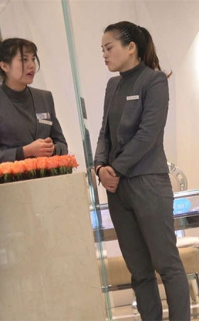 肉丝美脚OL制服诱惑