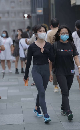 可爱的紧身裤女孩~！ [23P]
