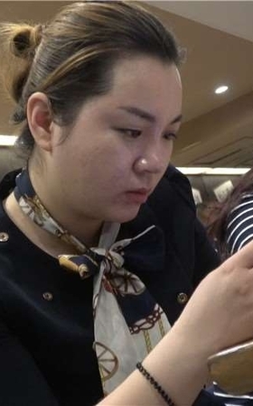 4k-超近特写制服丝袜美腿肉肉的美女