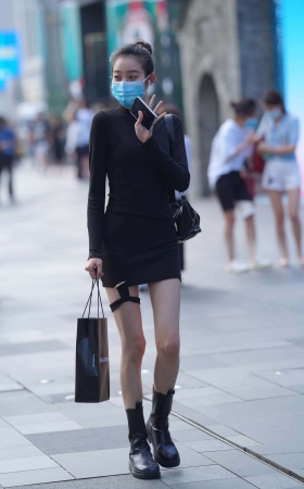 美腿要绑起来！ [23P]