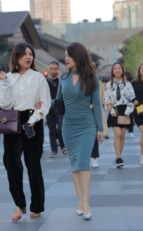 凯恩街拍作品 – 美少妇该有的韵味