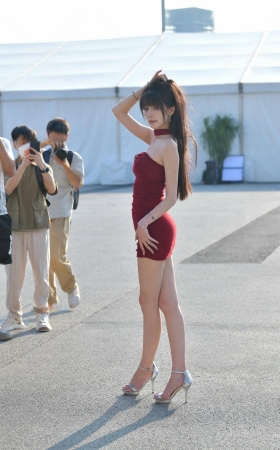 骨感苗条的红色抹胸去小姐姐 【第二篇】 [20P]