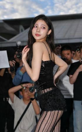 魅力网红小姐姐~ [18P]