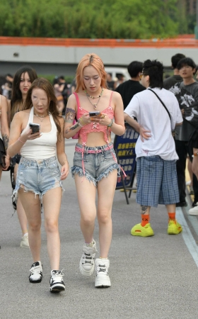 偶遇夏日清凉姐妹 [19P]