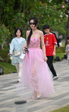 优雅知性美人儿～