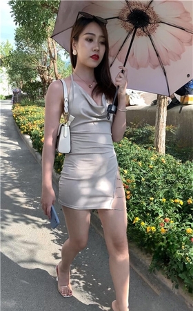 （视频）浅黄色包臀裙美女