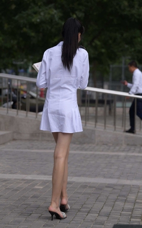 [一始专区] 清纯女孩 【图片➕视频】 [10P]