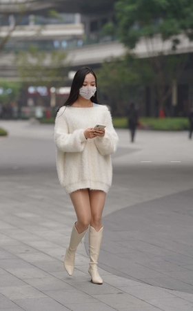 牛仔裙美女 【图片➕视频】 [10P]