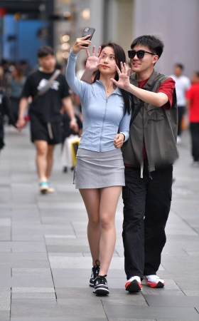 抓拍甜蜜情侣的幸福瞬间~ [19P]