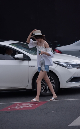帽子美女