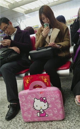 喝纯奶的漂亮小姐姐