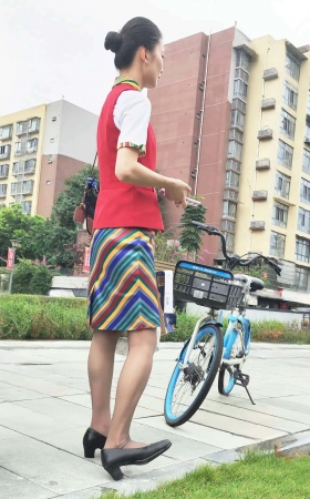 4K偶遇西藏航空颜值空姐制服灰丝视觉惊艳 6P