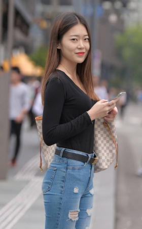 这破洞紧牛小姐姐，满分~ [24P]