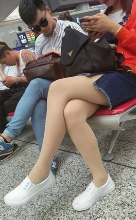 4k超清，丝足美腿好身材气质美女