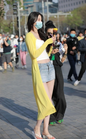 高挑美腿小姐姐 [23P]