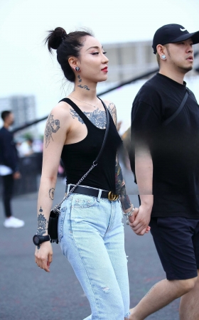 潮流纹身小背心 [14P]
