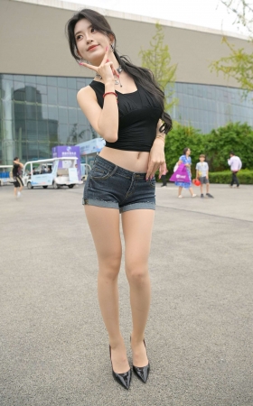 可爱BB [27P]
