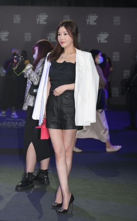 好美的女人~ [23P]