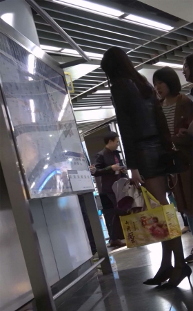 苗条身材美腿黑丝美妇
