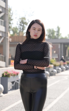 [不吃鸡蛋] 皮裤–岑寂 【图片➕视频】 [10P]