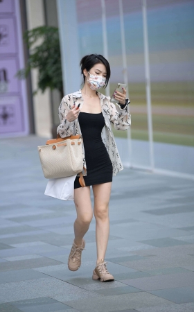 街拍小姐姐好有气质呢~ [23P]