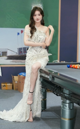 25广州台球展，长裙美丽美女 [19P]
